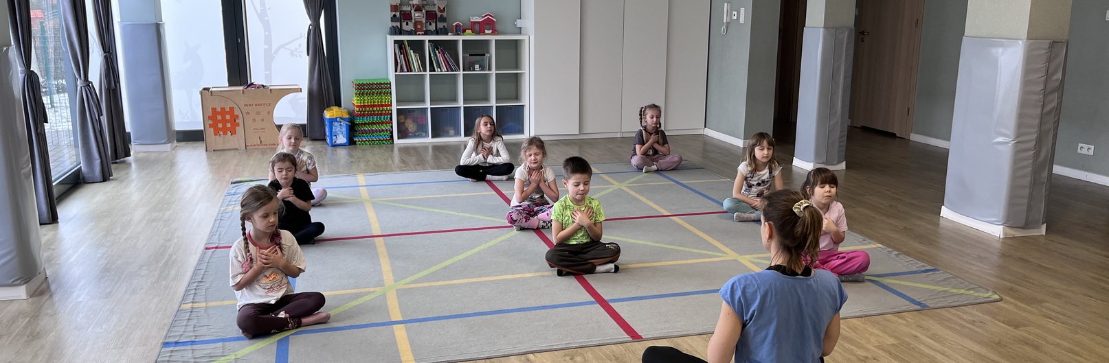 Joga w grupie Żuczków 