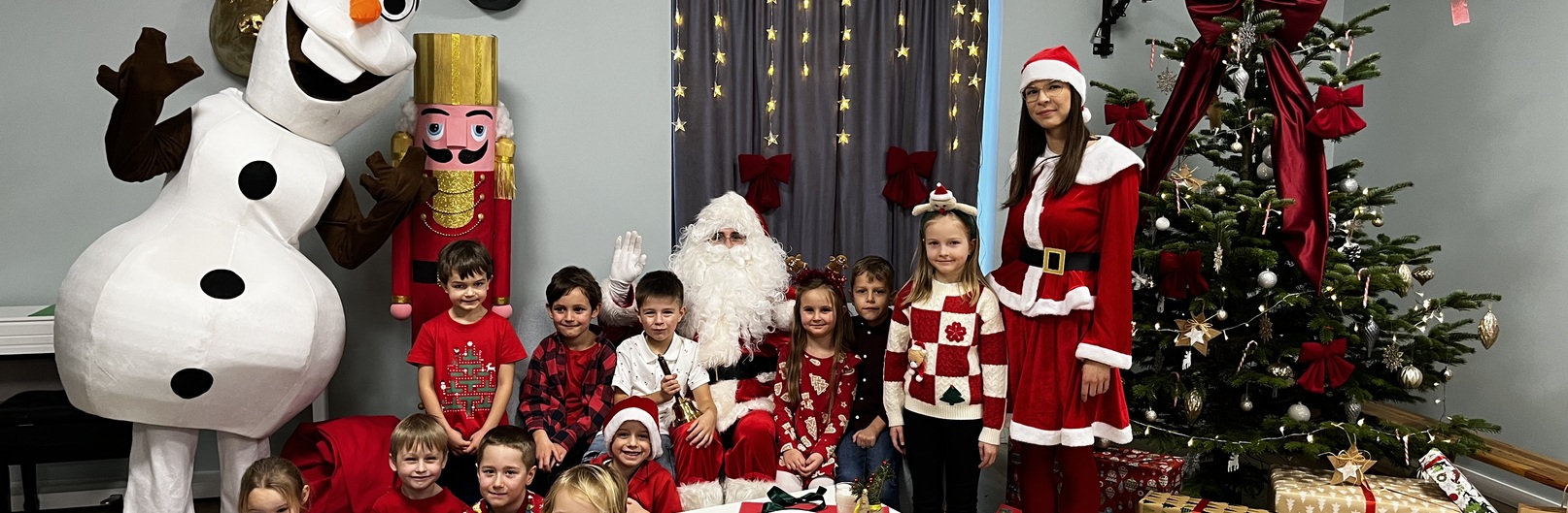 Mikołaj u grupie Biedronek 